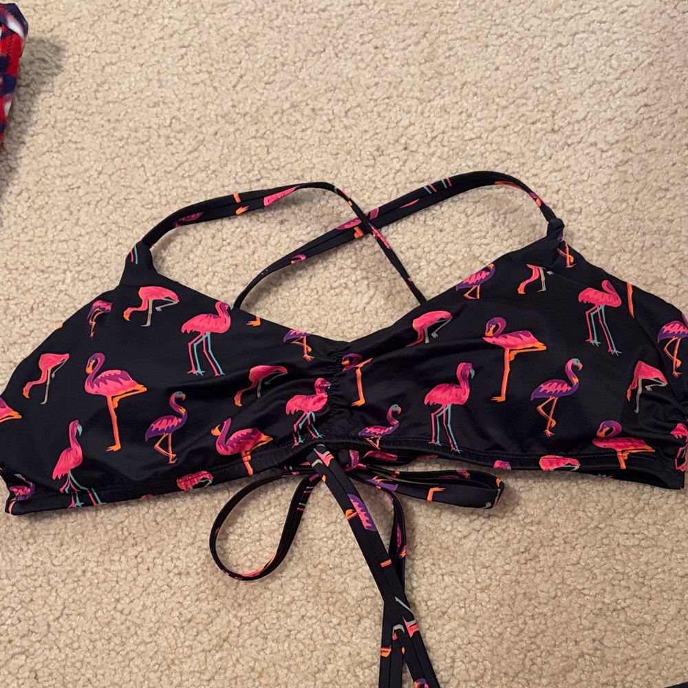 MeUndies Black and Pink Flamingo Bikini Top